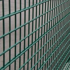 La cerca de alambre doble, polvo caliente de Alemania de la venta cubrió el alambre soldado con autógena de acero Mes de alambre 868 de la cerca del doble doble de Twin Wire Galvanized