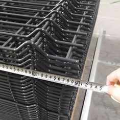 Curved welded fence/Home Outdoor Decorative 3D Curved Welded Wire Mesh Garden Fence Panels/3D security fence